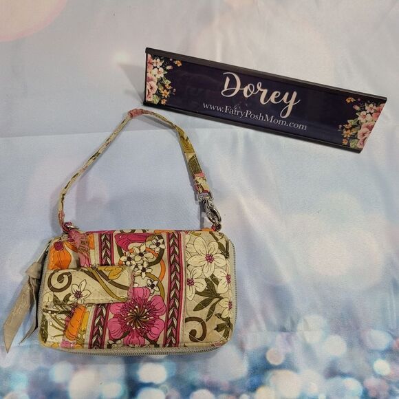 Vera Bradley Wallet / Wristlet / Clutch in Tea Party Print - Picture 1 of 15